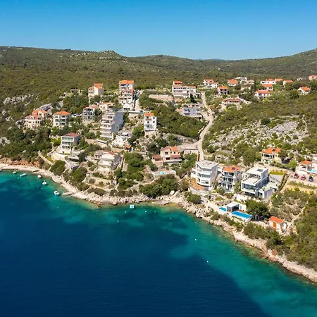 By The Sea Cove Ljubljeva, Trogir - 17122 Apartamento